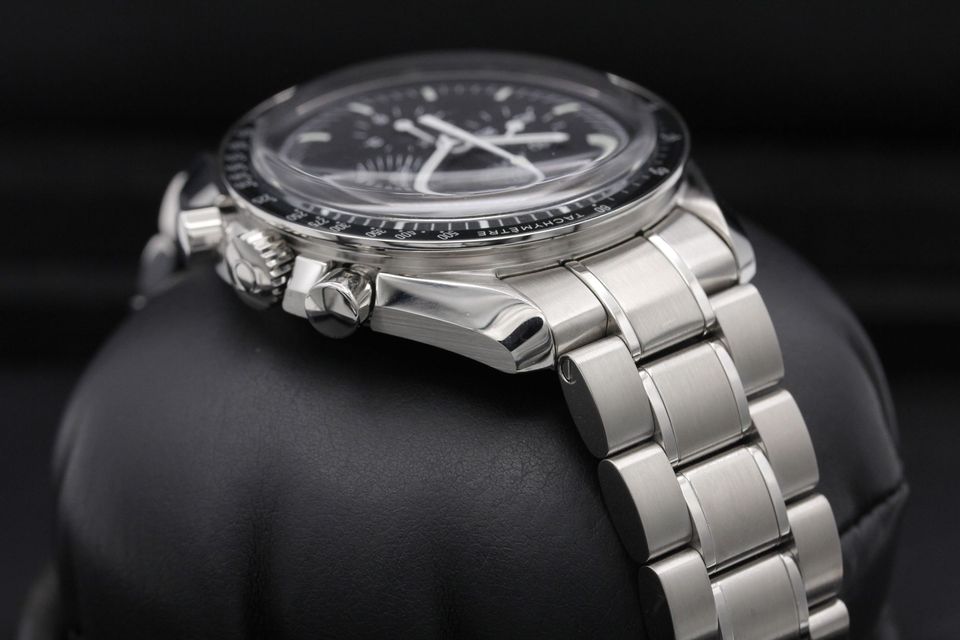 Omega Speedmaster Moonwatch 311.30.42.30.01.005 Image 4
